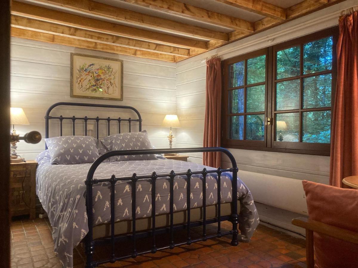 Holy Wood Villa Chuelles ภายนอก รูปภาพ